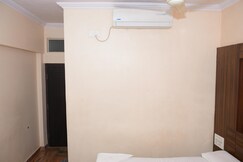 Hotel Vishnu Priya, Bellary