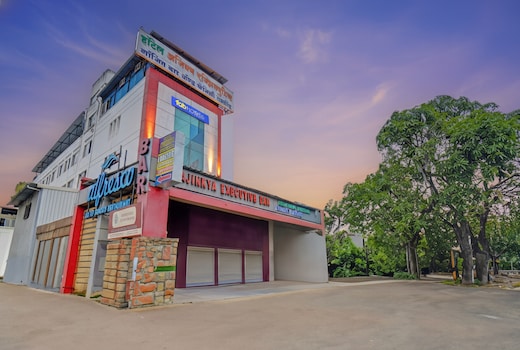 FabHotel Ajinkya Executive