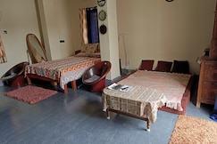 Alipore Abode stay in the heart of kolkata, Chandannagar