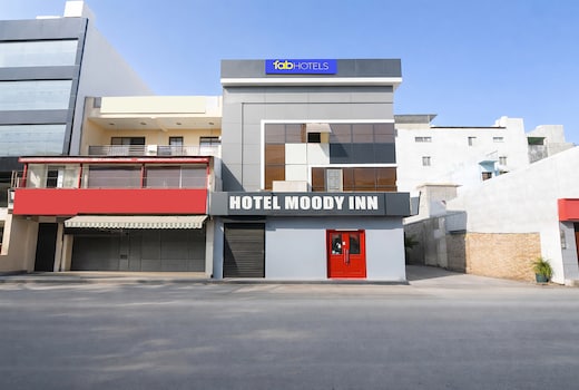 FabHotel Moody Inn Nawada