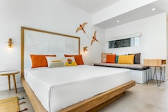 Sunrise Attitude, Mauritius