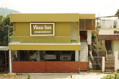 Vasu Inn| Rooms & Caretaker, Valparai