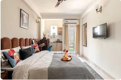 Stayo Select Stays, Gurgaon