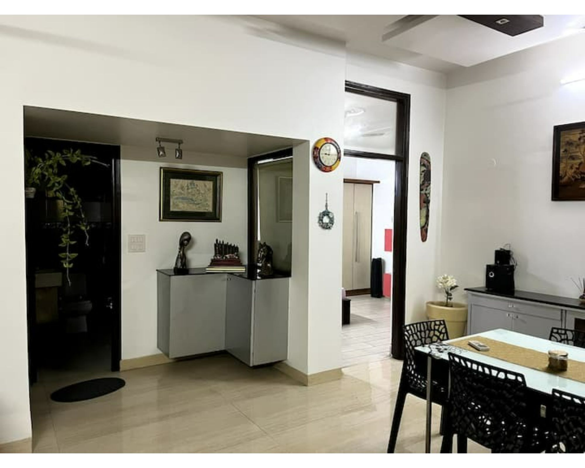 Beautiful Central Delhi 3Bhk House - Tap to explore photos