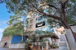 Super Townhouse Oak Pune Railway Station Formerly Kapil Residency, Pune