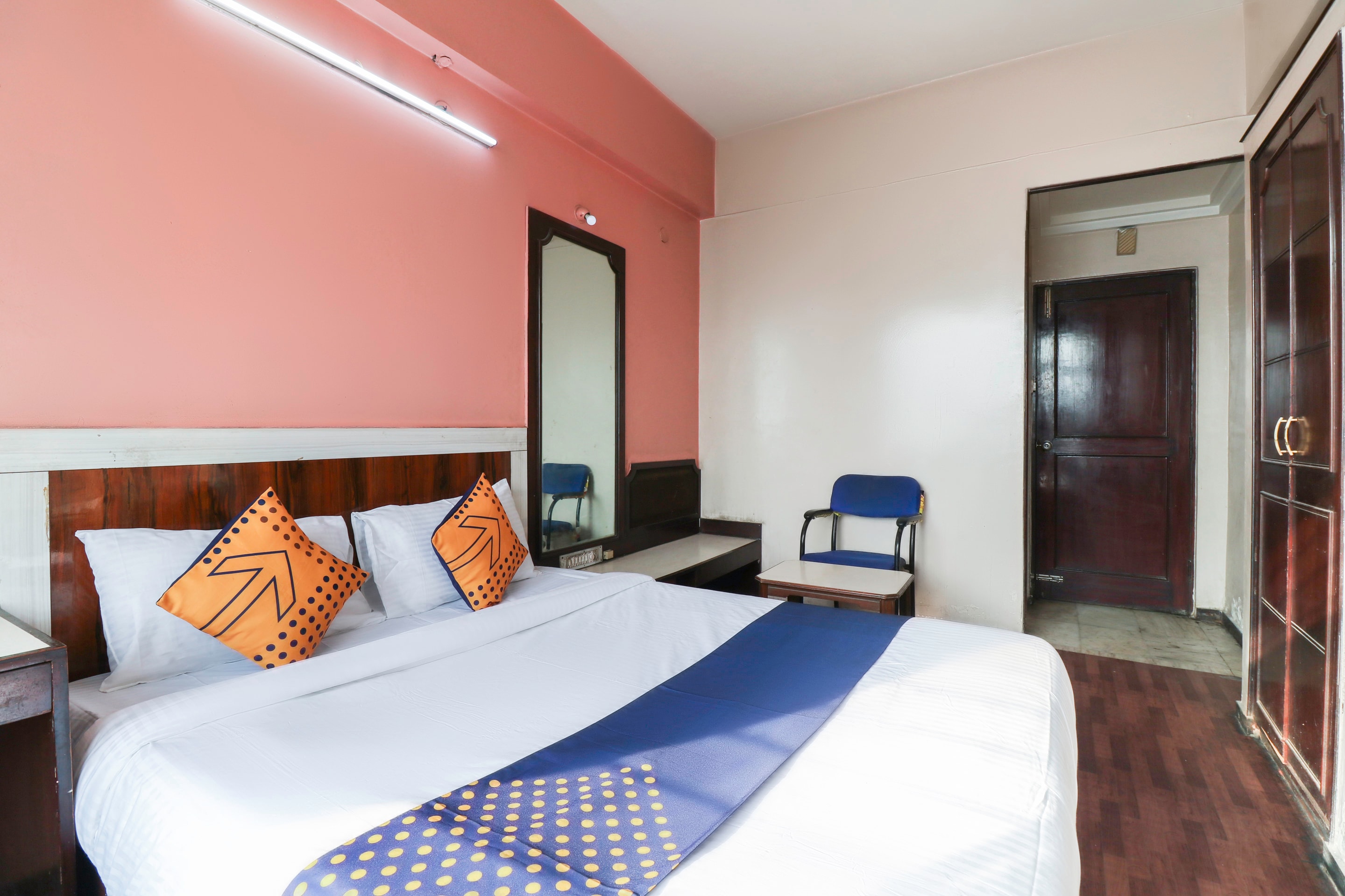 Super Hotel O Archana Inn - Tap to explore photos