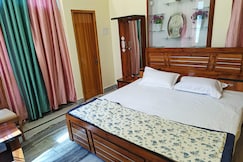 Arya Holiday Home, Ayodhya