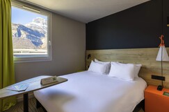 ibis Styles Crolles Grenoble A41, Isere