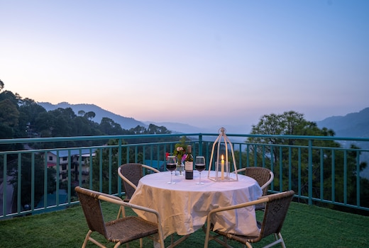 StayVista at Moon @ Aykon Estate w/ Outdoor Pool