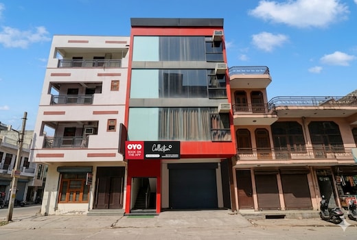Collection O Sector 7 Dwarka Formerly Aakarshan Residency