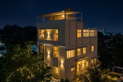 Alaya Stays SLV Ventures Penthouse | 4 BHK Apt With Glass House, Bangalore