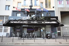 Peace and Love Hostel, Paris