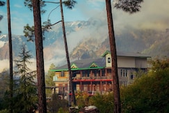Chalo Chhalal hotel cafe, Kasol