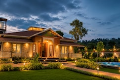 STARGAZE MANOR, Chiplun