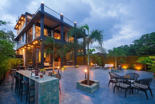 StayVista at Breeze @ Sunset Boulevard