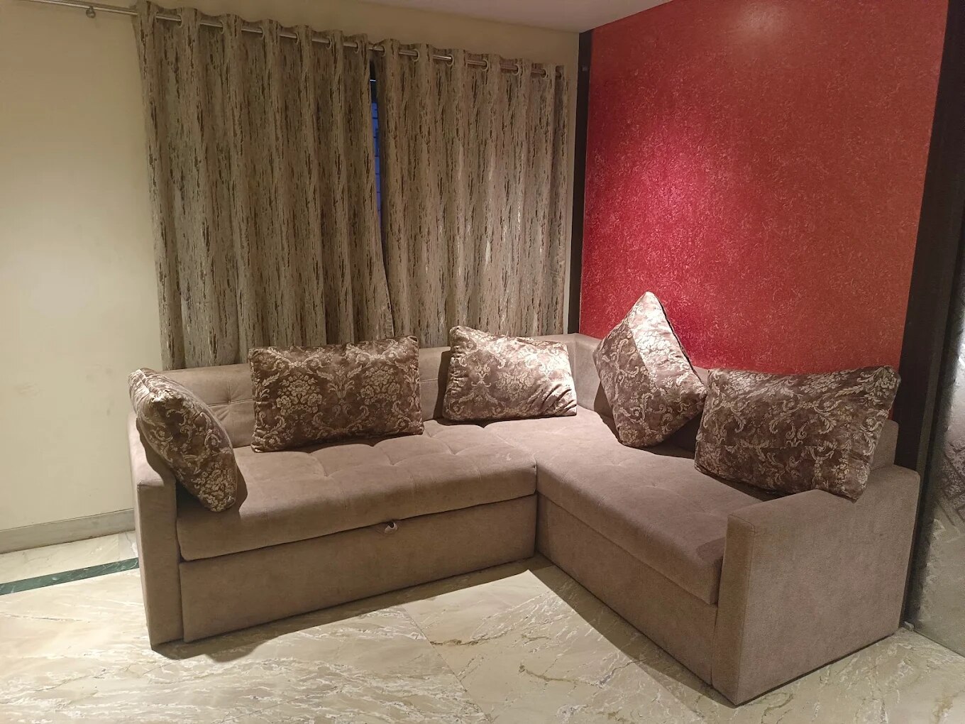 Hotel Shubham Inn Thane, 4 km from Thane Railway Station - Tap to explore photos