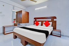 Hotel O Iris, Chhatrapati Sambhajinagar