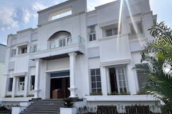 Riddhish Palace, Latur