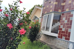 Blue dart stay, Coonoor