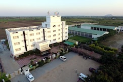 Vinay Residency, Raichur