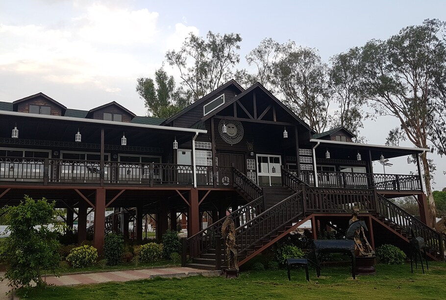 Bardiha Lake View Resort | Dhamtari Resort BOOK @ ₹1