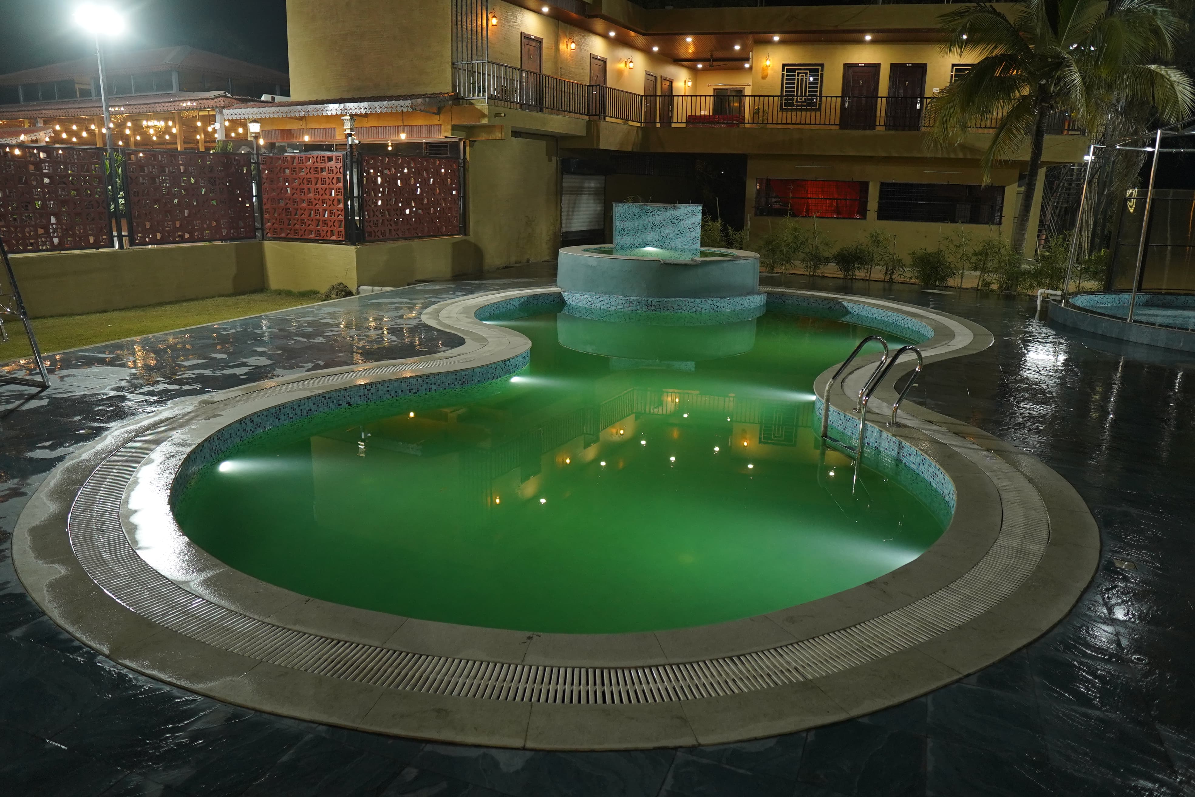 GOLDEN VALLY FARMS AND RESORT - Tap to explore photos