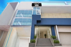 Super Hotel O Sector 110 Noida Formerly Luv Kush Tower Bhangel, Greater Noida