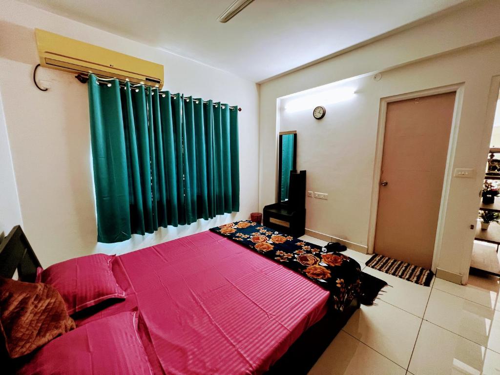 Cozy 2BHK condo surrounded with greenery - Tap to explore photos