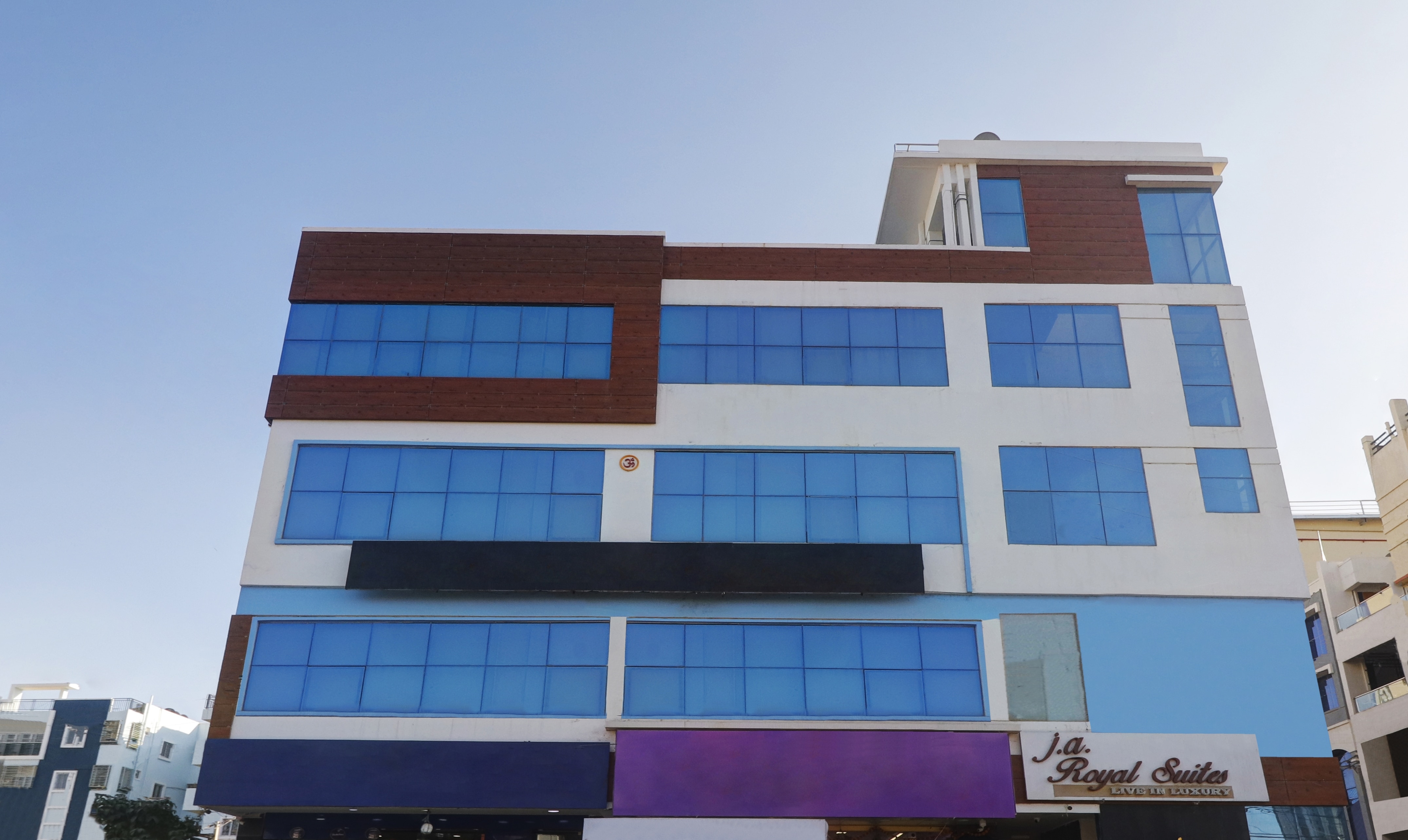 Itsy Hotels J A Royal Suites Manikonda - Tap to explore photos