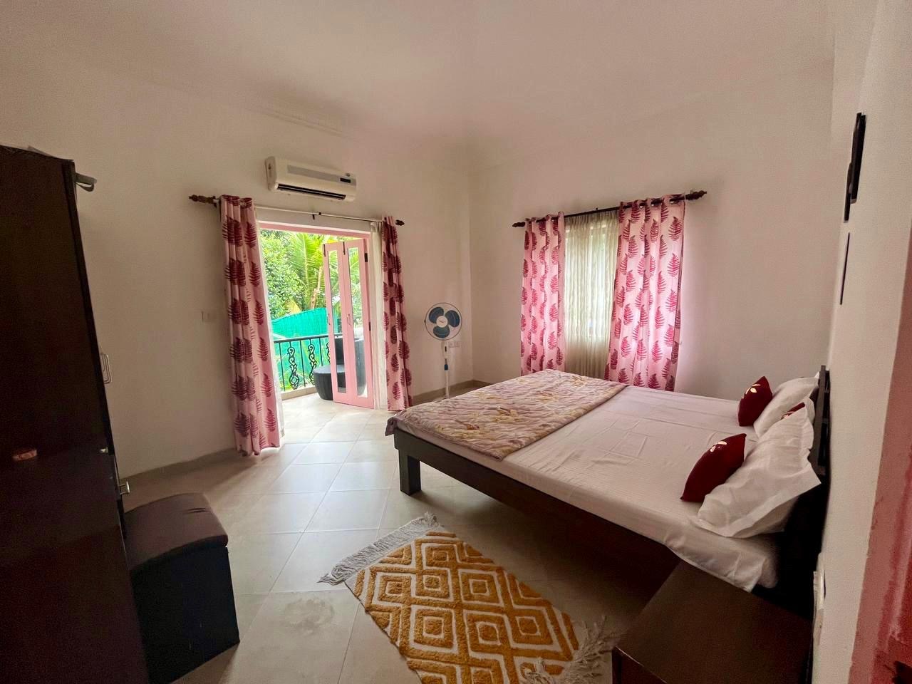 Cozy 3bhk with private pool - Tap to explore photos