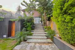 Whispering Lake Villa 01 |Entire 2BHK Villa with Infinity Pool, Udaipur