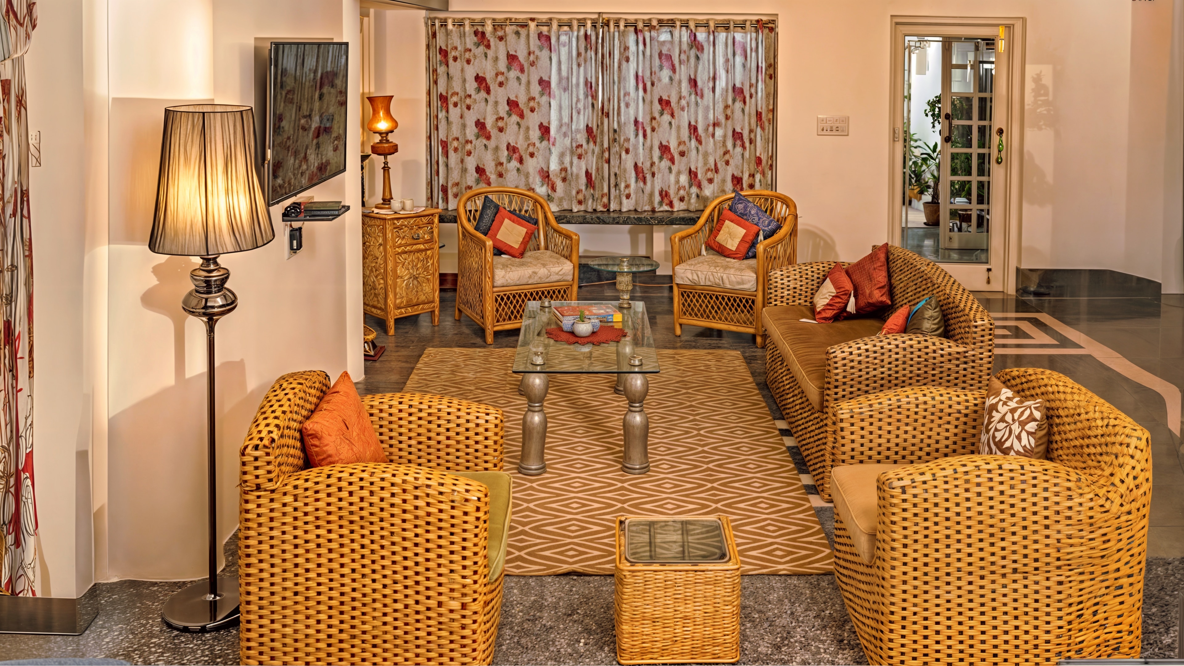 Luxury 5BHK Boutique Villa with Pool - Tap to explore photos