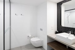 Holiday Inn Sydney St Marys, Sydney