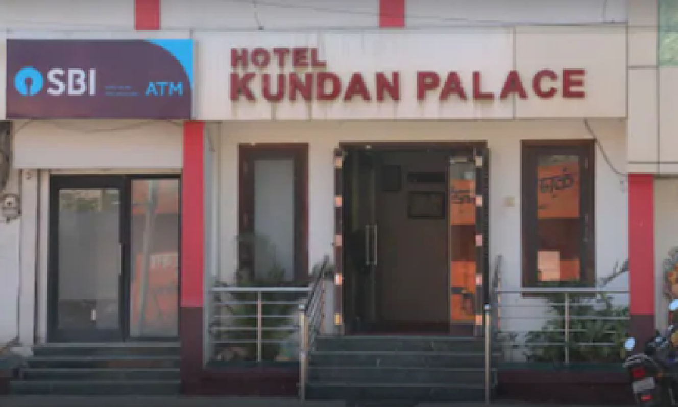 Hotel Kundan Palace - Tap to explore photos