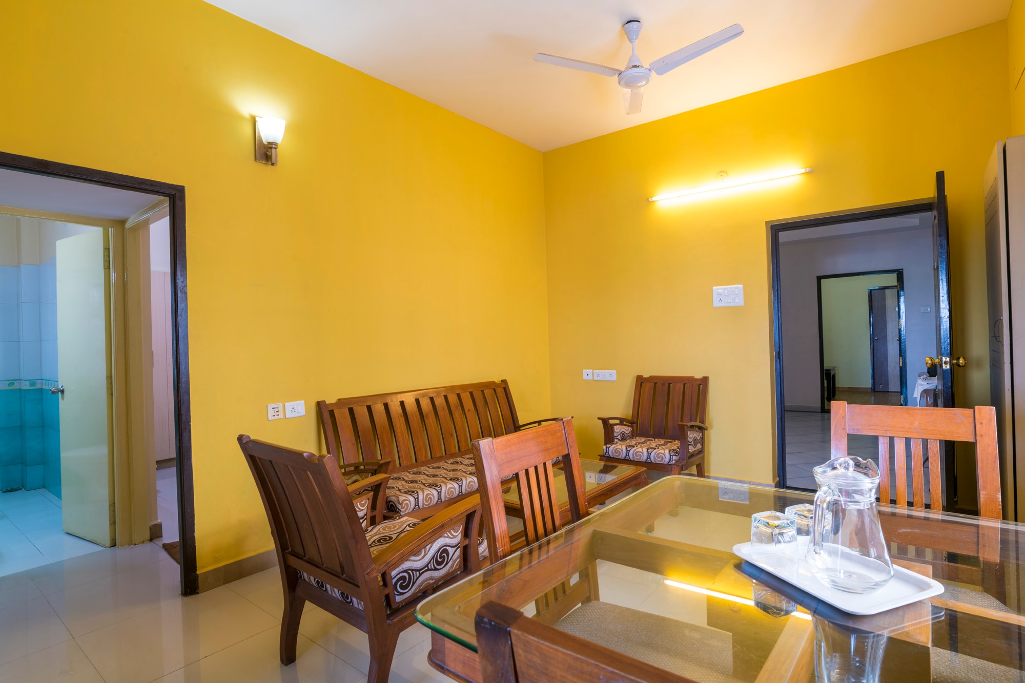 CRESCENT INN (TIDEL PARK, ASCENDAS, RAMANUJAM) THIRUVANMIYUR - Tap to explore photos