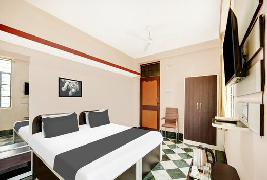 Hotel O Aanandam