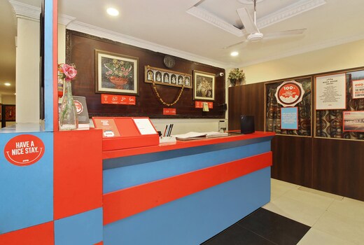 Hotel O Vasundhara Guest House Near Tankbund