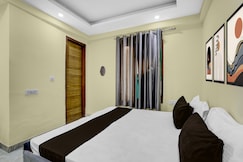 Hotel O Oh My Place, Noida