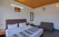 Super Deluxe Room