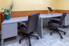 Ramada by Wyndham Rome / Verona, Oneida