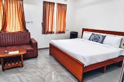 Pinnacle Suites Rooms, Bangalore