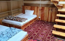 Duplex cottage