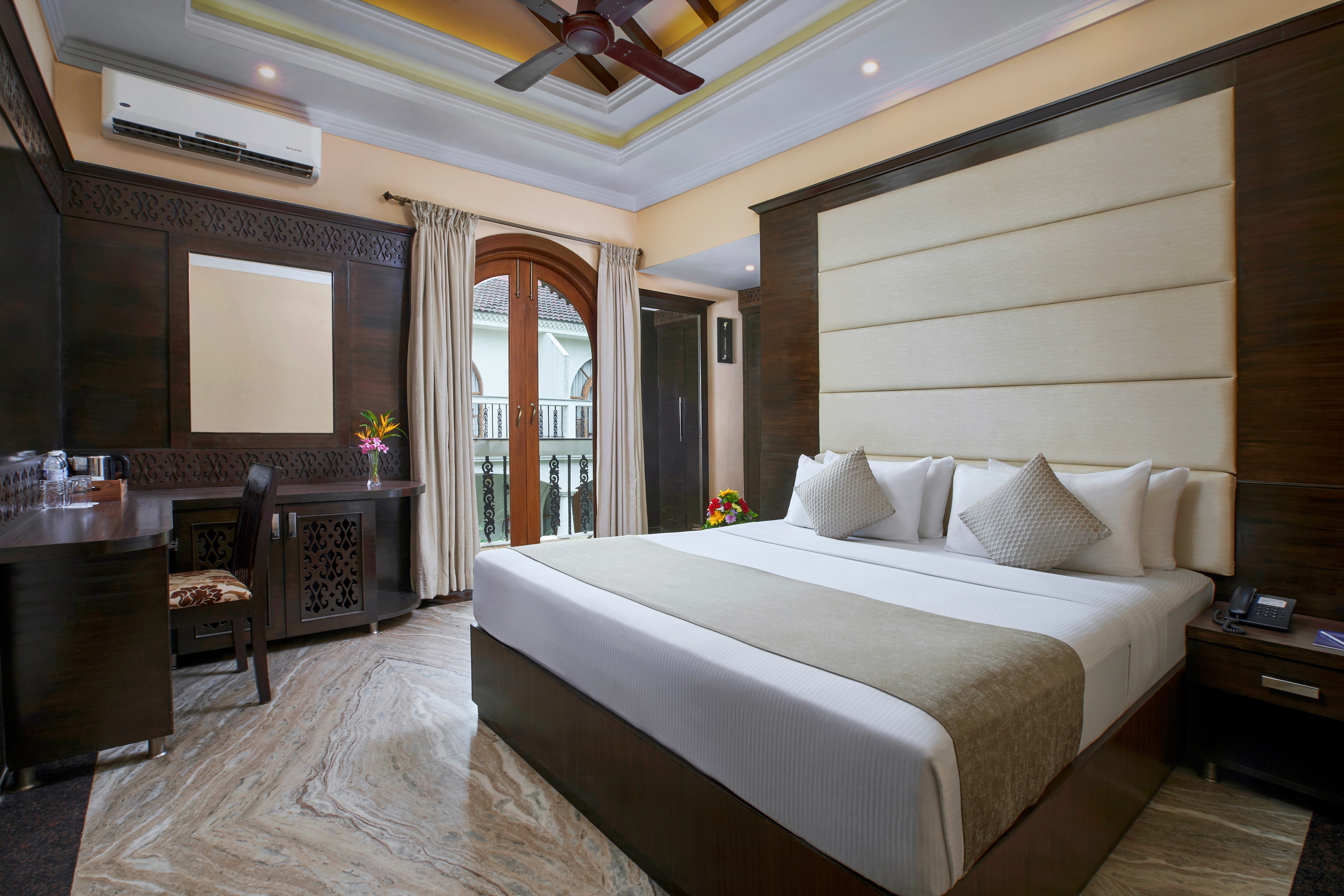 04Bedroom villa five star Property - Tap to explore photos