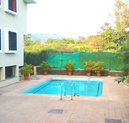 Swimming Pool 1