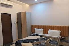 BHARAT PALACE, Gwalior