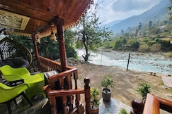The Cedar Creek Cottage by DT Hospitality, Pahalgam