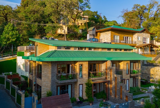 SaffronStays Barlowganj Villa