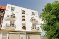 Dolphin Gurgaon, Gurgaon