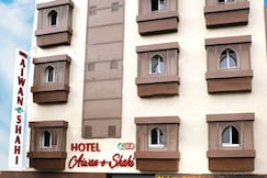 Aiwan E Shahi, Delhi