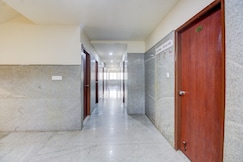 Super Hotel O NAR Comforts Near KSR Railway station, Bangalore